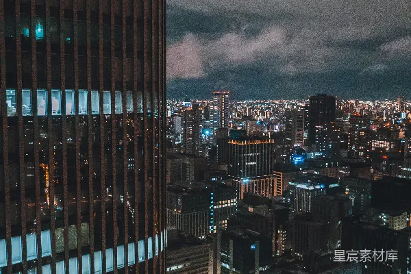 高清摄影 从一栋高楼的顶部俯瞰城市的夜景。