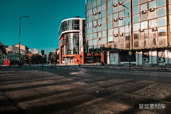 高清摄影 白天的白色和棕色混凝土建筑