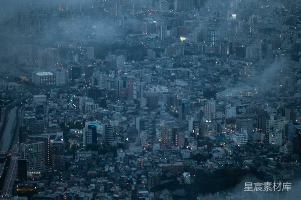 高清摄影 雾中城市的景象