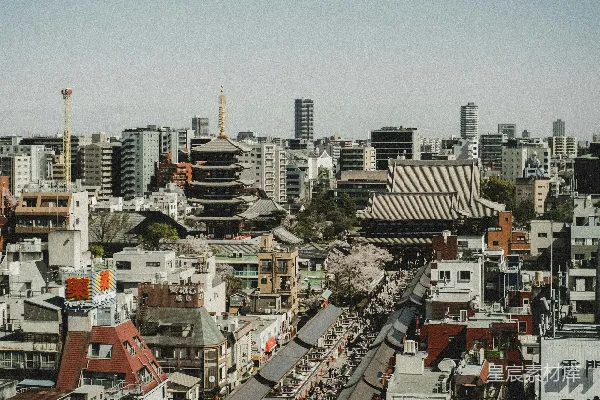 高清摄影 繁忙城市的空中俯瞰图。