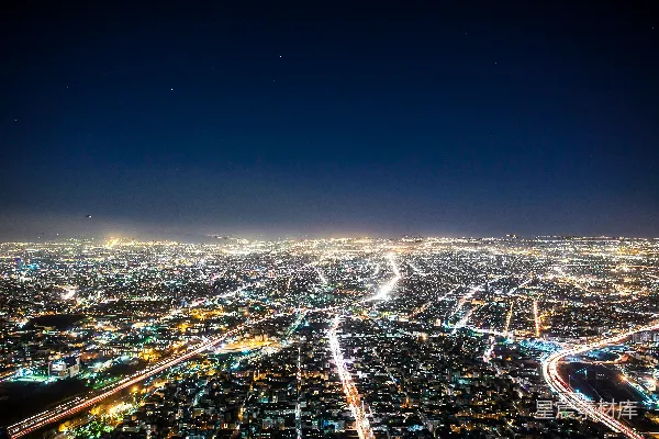 高清摄影 夜间城市的空中俯瞰图
