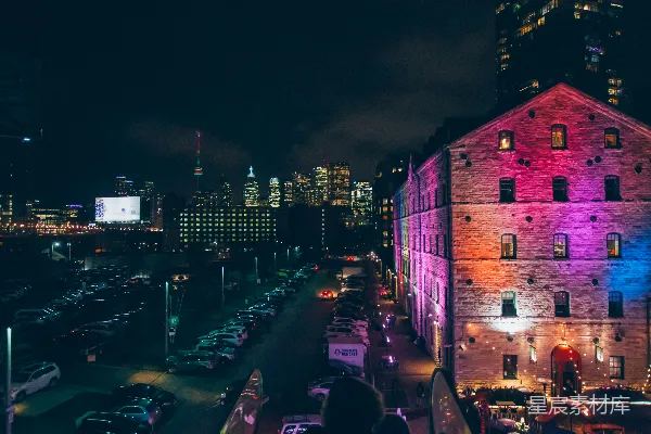 高清摄影 夜间停在停车场的车辆