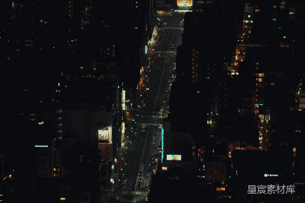 高清摄影 夜晚的城市街道空中俯瞰图。