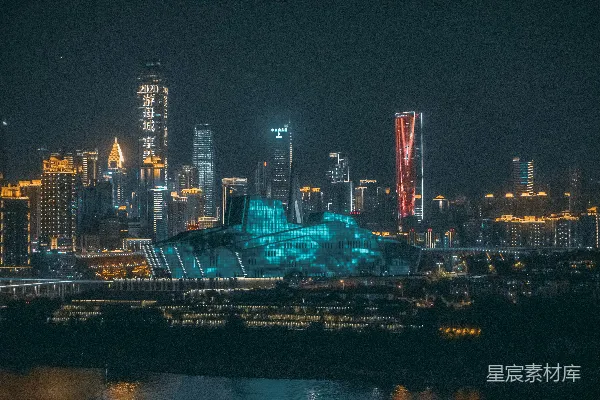 高清摄影 夜晚从水面上看城市的景色