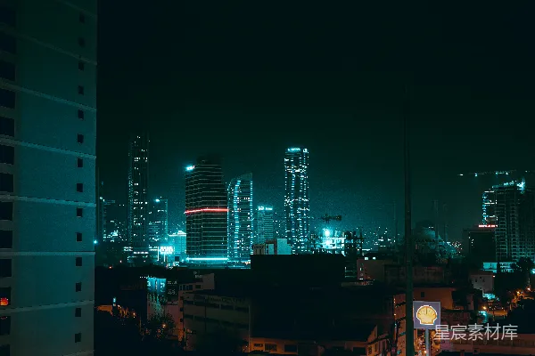 高清摄影 现代化的城市夜景，高楼大厦灯火辉煌。