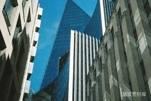 高清摄影 白天的白色混凝土建筑