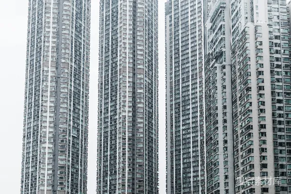 高清摄影 白天的白色高层建筑