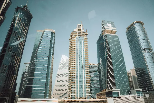 高清摄影 一组高大的建筑物并排坐落在一起