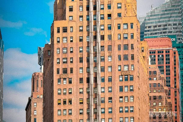 高清摄影 一座非常高的建筑物位于城市中央。