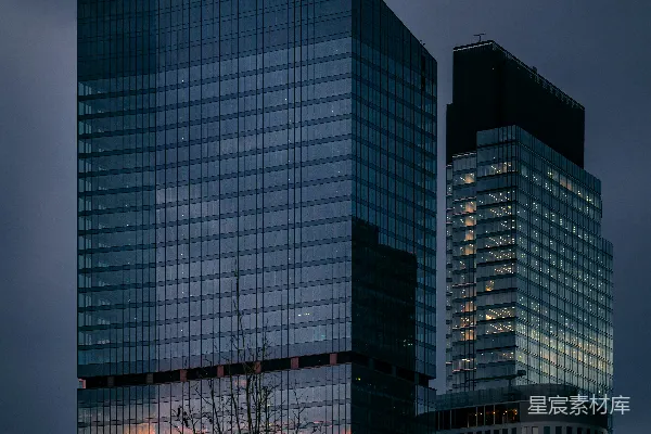 高清摄影 黑白建筑在夜间