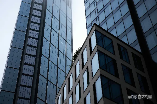 高清摄影 几座高大的建筑紧挨着。