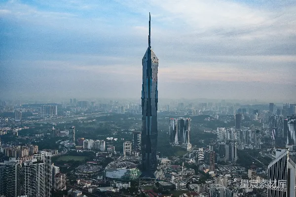 高清摄影 一座高大的现代化摩天大楼主宰了城市天际线。
