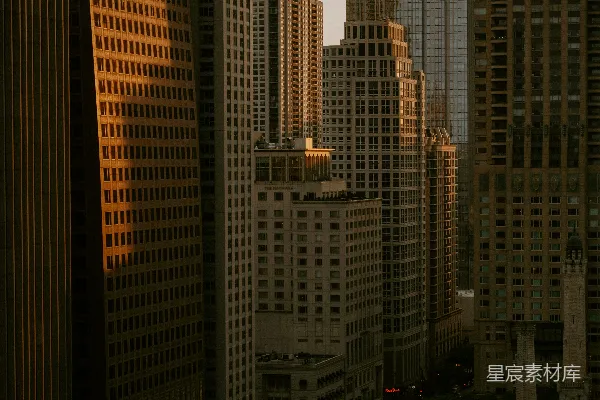 高清摄影 一座城市的景色，可以看到高大的建筑物。