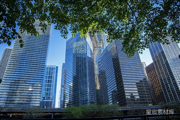 高清摄影 一排高大的建筑物并排坐落在一起