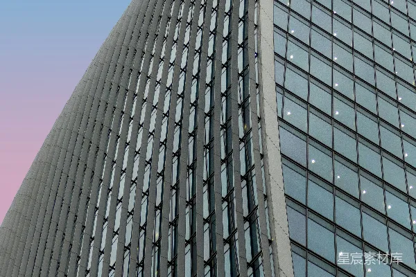 高清摄影 灰色混凝土建筑在白天的蓝天之下