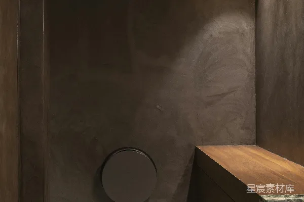 高清摄影 棕色的木桌放在棕色的木地板上
