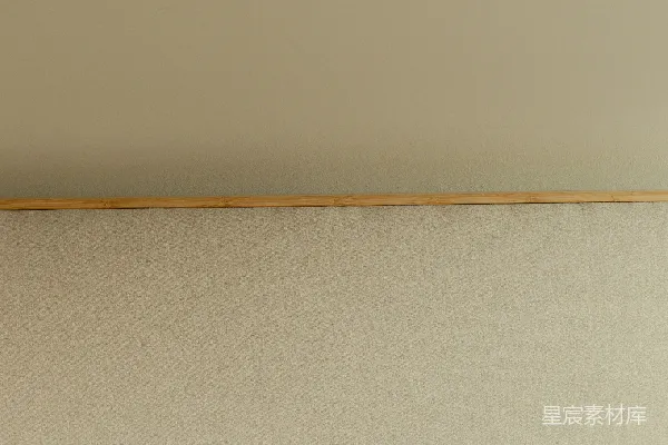 高清摄影 卧室里舒适的床上用品和床头板。