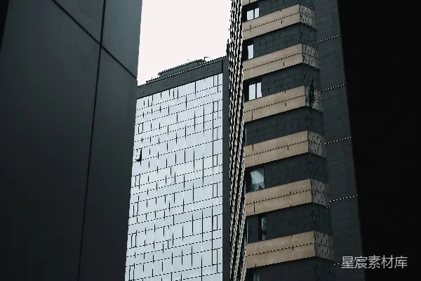 高清摄影 现代玻璃和混凝土外墙的建筑物。