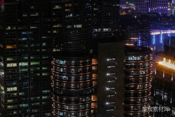 夜晚高楼幕帘建筑的航拍