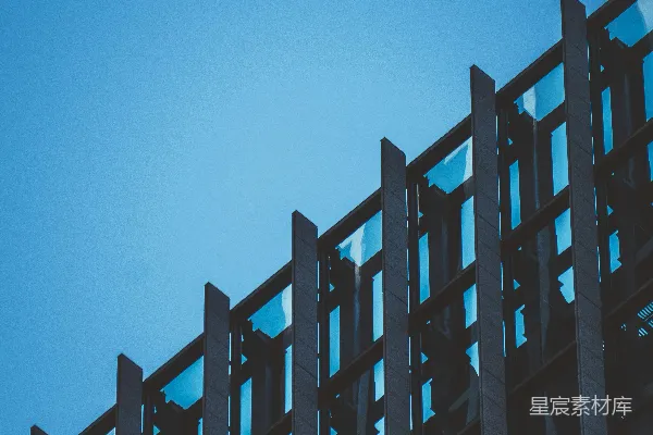 高清摄影 现代建筑外墙在晴朗的蓝天背景下