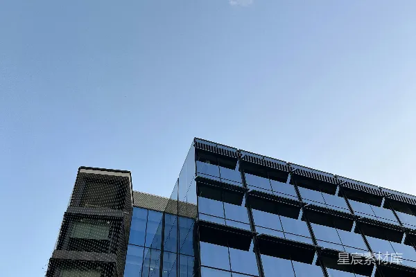 高清摄影 两座非常高大的建筑物紧挨着。