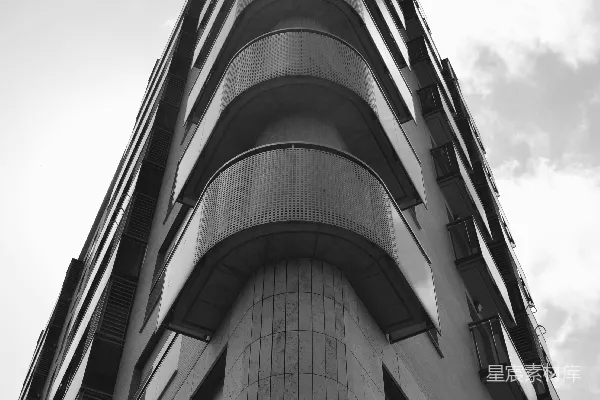 高清摄影 黑白照片中的混凝土建筑