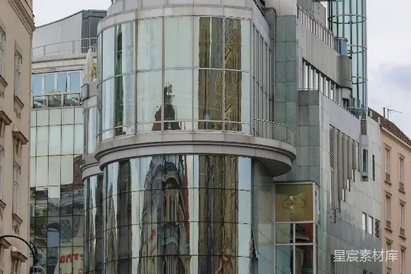 高清摄影 白色和棕色的混凝土建筑