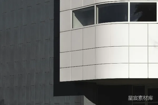 高清摄影 白色和黑色的混凝土建筑