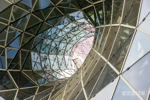 高清摄影 一个玻璃建筑的特写视图
