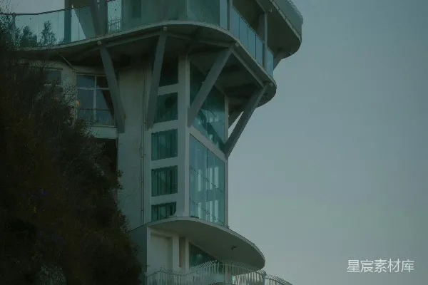 高清摄影 悬崖边的现代建筑俯瞰着海洋