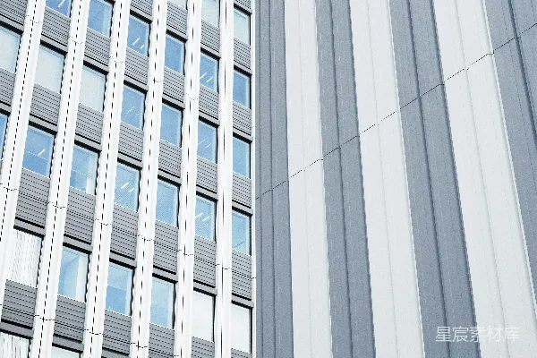 高清摄影 一座带有钟表的高楼