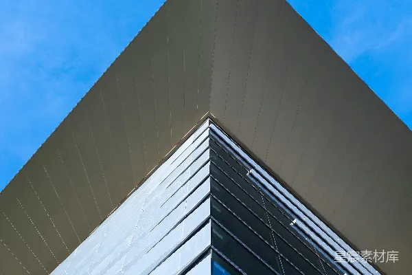 高清摄影 现代建筑的角落映衬在清澈的蓝天之下。
