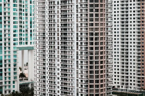 白天建造的建筑物