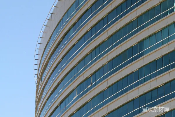 高清摄影 白灰色的混凝土建筑在白天