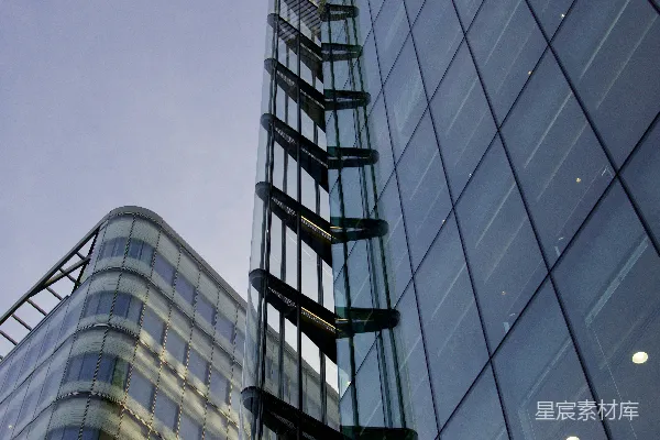 高清摄影 黑色金属框架玻璃建筑