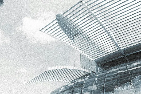 高清摄影 现代建筑，带有玻璃幕墙和条纹遮阳篷。