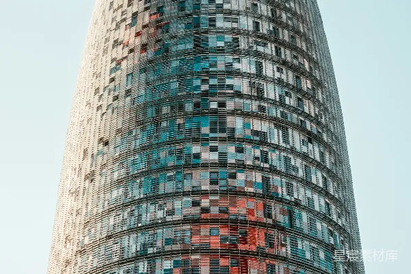 高清摄影 一张灰色高层建筑的特写照片