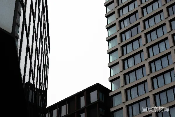 高清摄影 现代带有几何图案的建筑与天空相映成趣