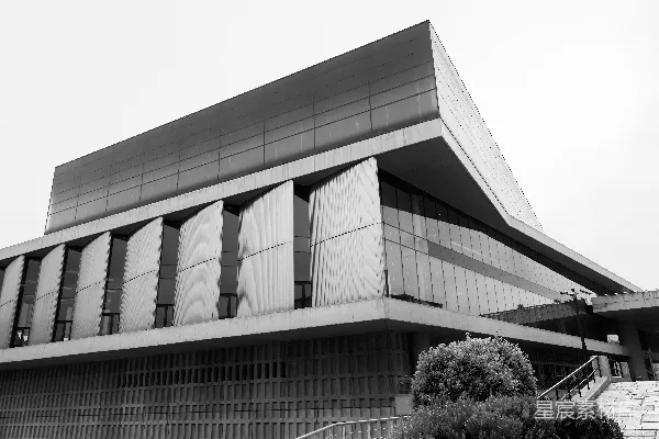 高清摄影 现代建筑，带有几何建筑元素