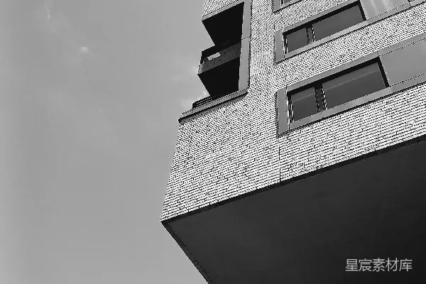 高清摄影 现代几何设计建筑在蓝天背景前