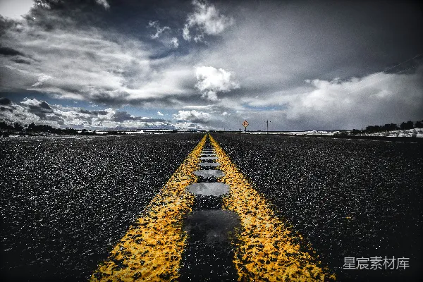 高清摄影 黄色标线的路