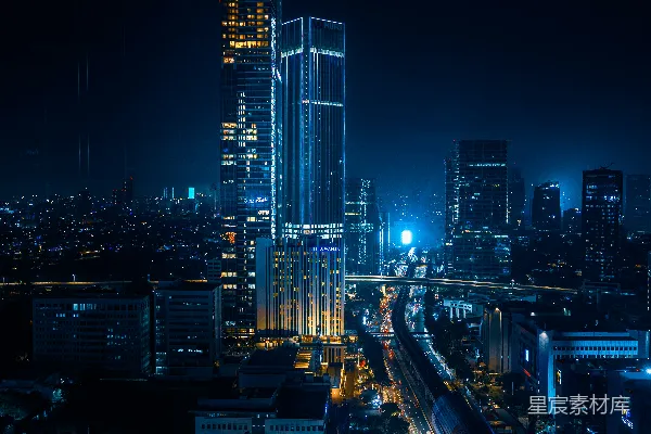 从高楼顶部俯瞰夜景的城市