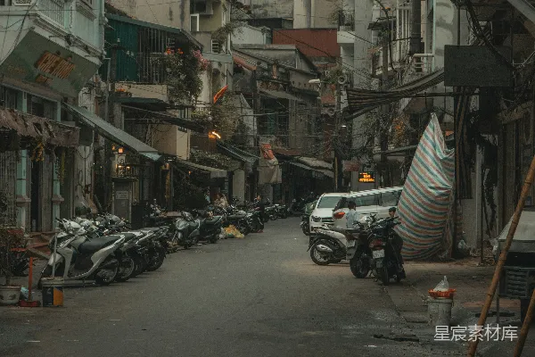 高清摄影 一条街道上布满了高楼大厦