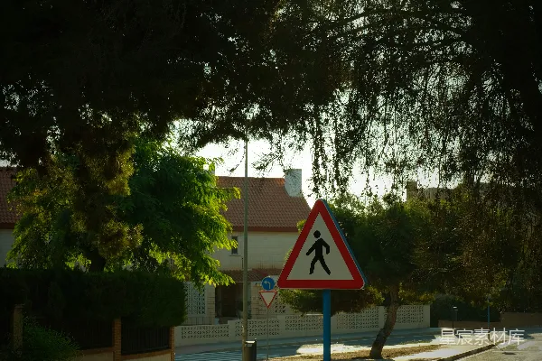 高清摄影 路边的路标