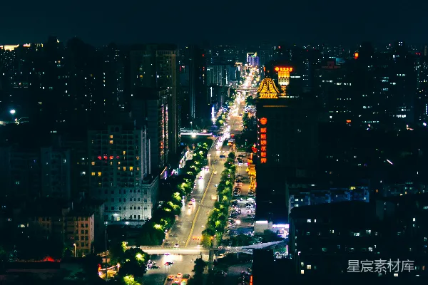 高清摄影 从建筑物的顶部俯瞰夜间的城市景色