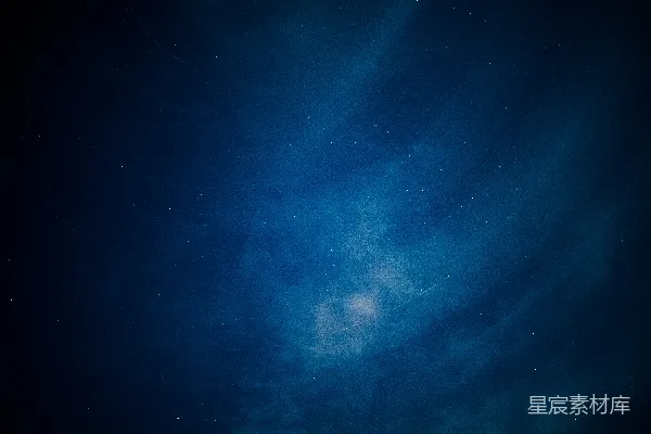 高清摄影 一片蓝色的天空中有星星。
