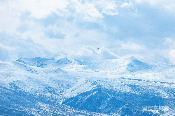 高清摄影 被雪覆盖的山脉