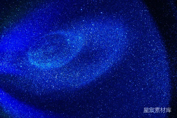 高清摄影 一个蓝色的物体的特写，背景中有星星。