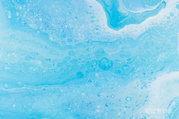 高清摄影 一幅蓝色和白色液体的特写图。