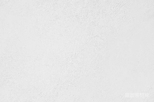 高清摄影 一个男人在雪覆盖的斜坡上滑雪板。